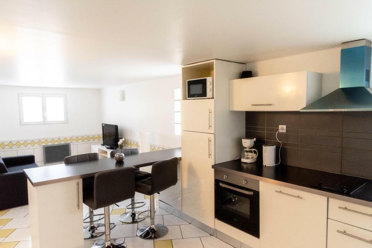 Charmant 2 Pieces Moderne Clichy-sous-Bois Bagian luar foto